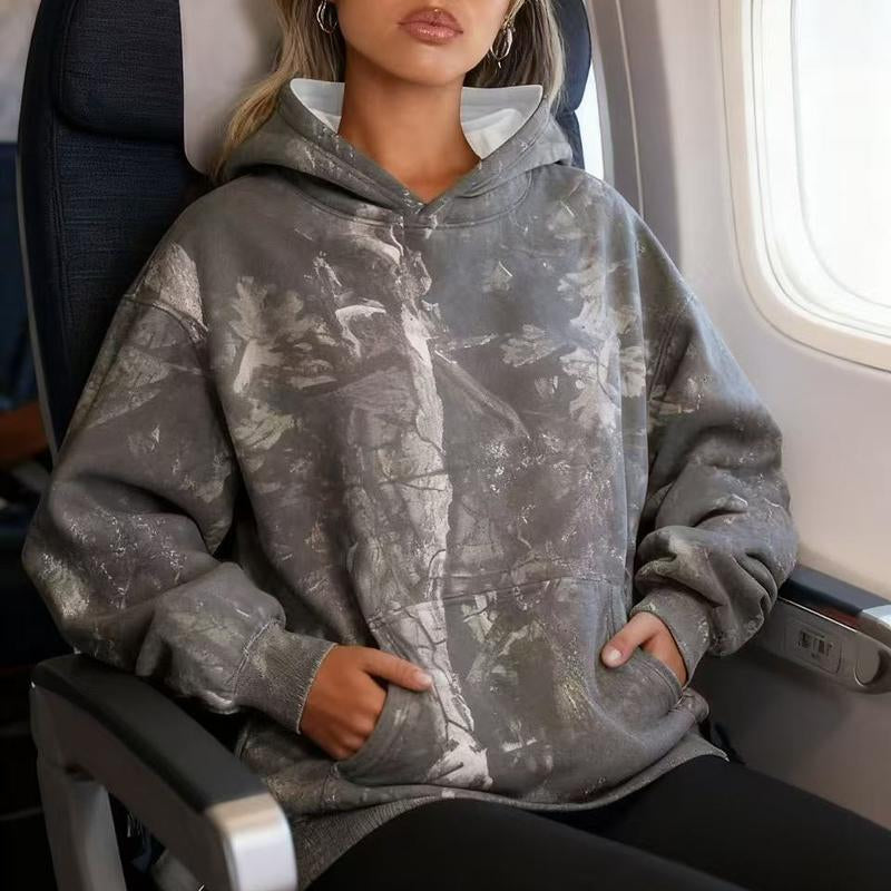 Women'S Camouflage Hooded Sweatshirt with Maple Leaf Print Super Large Cap Wool Pullover Long Sleeved with Pockets Easy to Wear Stylish