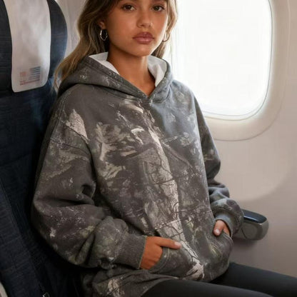 Women'S Camouflage Hooded Sweatshirt with Maple Leaf Print Super Large Cap Wool Pullover Long Sleeved with Pockets Easy to Wear Stylish