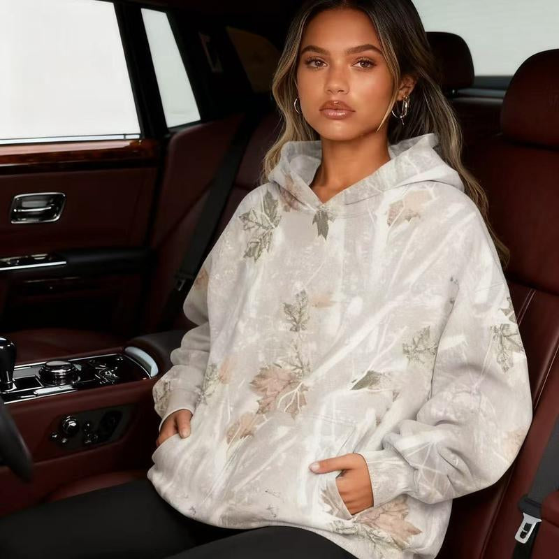 Women'S Camouflage Hooded Sweatshirt with Maple Leaf Print Super Large Cap Wool Pullover Long Sleeved with Pockets Easy to Wear Stylish